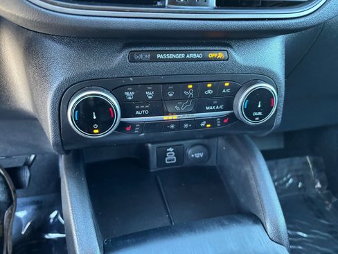 Used 2025 Ford Escape Active w/ Cold Weather Package image 26