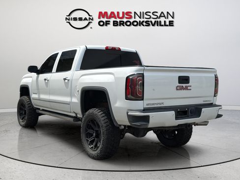 Used 2017 GMC Sierra 1500 Denali w/ Denali Ultimate Package AWD/4WD image 7