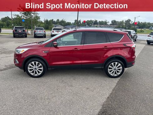 Used 2017 Ford Escape Titanium AWD/4WD image 2