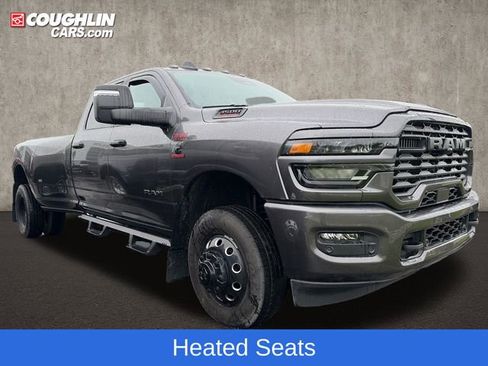 Used 2025 RAM 3500 Big Horn AWD/4WD image 9