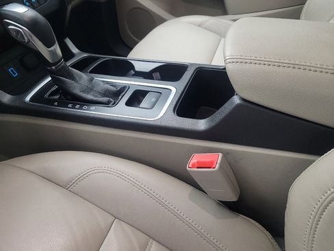Used 2018 Ford Escape Titanium w/ Ford Safe & Smart Package AWD/4WD image 26