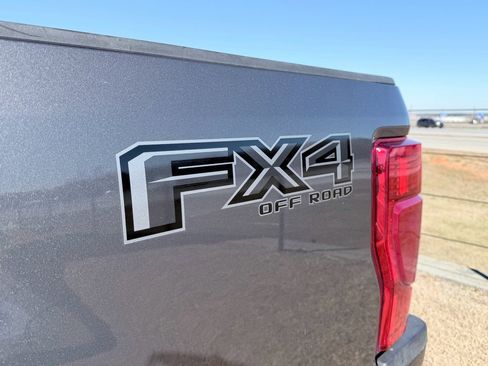 Used 2021 Ford F250 Lariat image 8