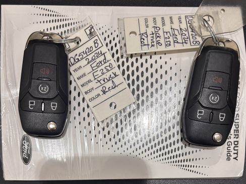 Used 2024 Ford F250 XLT image 42