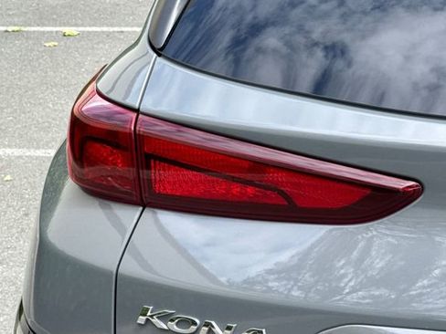 Used 2023 Hyundai Kona SE w/ Cargo Package FWD image 47