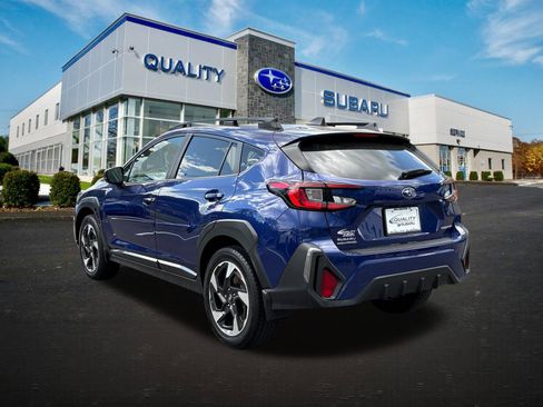 Used 2024 Subaru Crosstrek 2.5i Limited AWD/4WD image 2