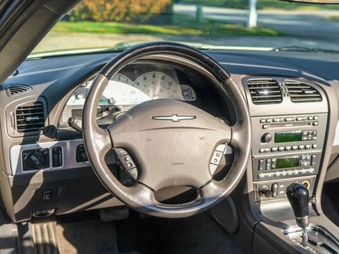 Used 2002 Ford Thunderbird Deluxe image 31
