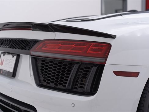 Used 2017 Audi R8 V10 AWD/4WD image 25