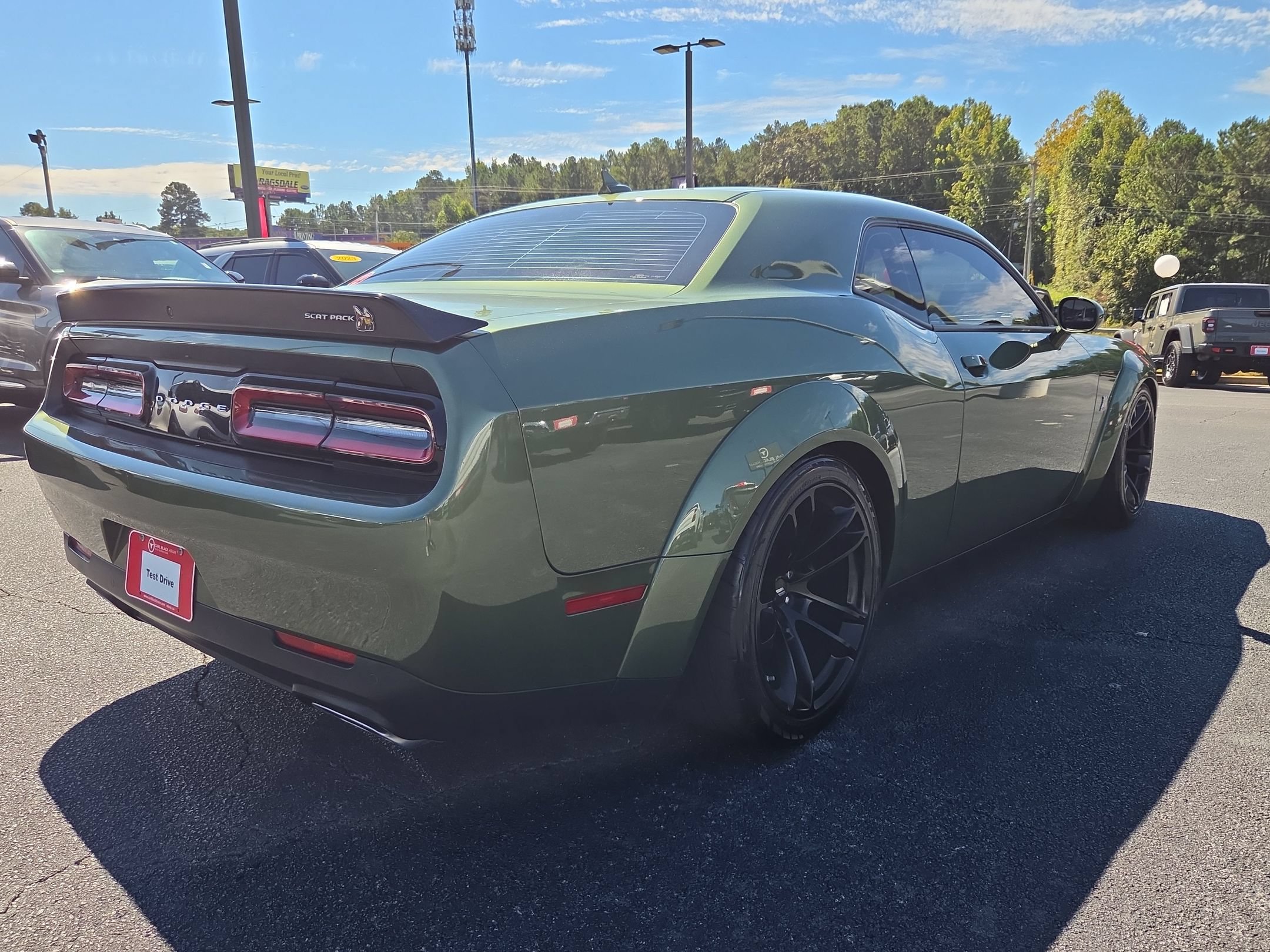 Used 2023 Dodge Challenger R/T Scat Pack RWD image 4