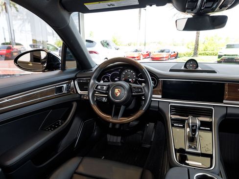 Used 2023 Porsche Panamera Platinum Edition RWD image 9