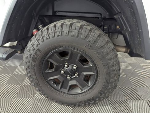 Certified 2021 Jeep Gladiator Mojave image 17