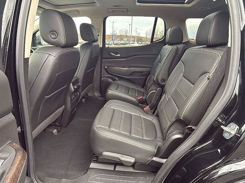 Used 2022 GMC Acadia Denali AWD/4WD image 25