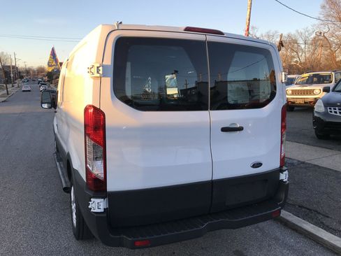 Used 2015 Ford Transit 250 130 Low Roof w/ Exterior Upgrade Package image 6