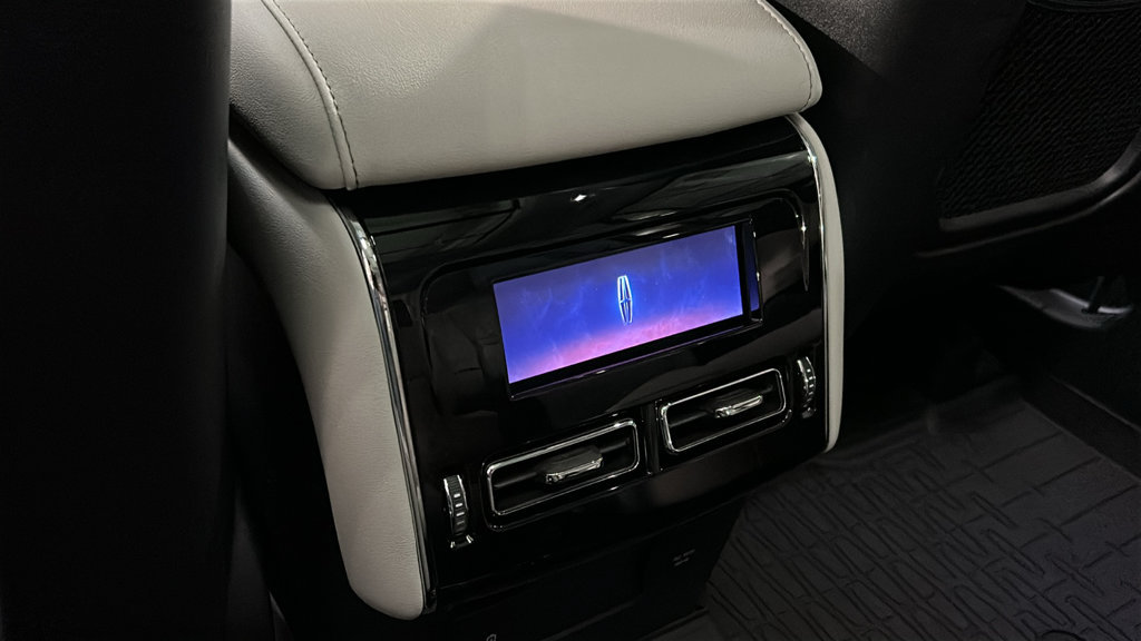 Used 2026 Lincoln Aviator Reserve w/ Illumination Package AWD/4WD image 26