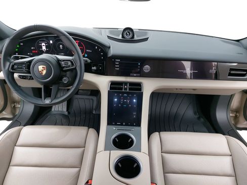 Used 2023 Porsche Taycan 4 Cross Turismo image 11