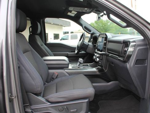 Used 2022 Ford F150 XLT w/ Equipment Group 302A High RWD image 12