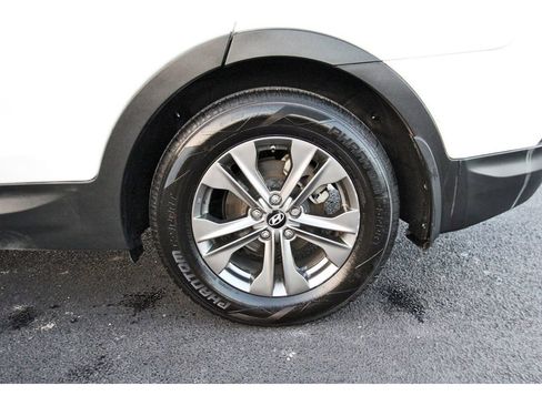 Used 2014 Hyundai Santa Fe Sport w/ Popular Equipment Package 02 image 28