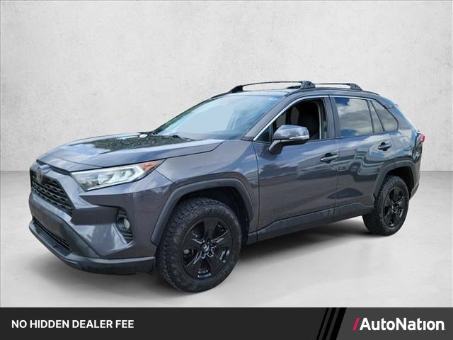 Used 2020 Toyota RAV4 XLE FWD image 1