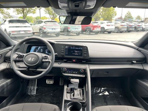 New 2026 Hyundai Elantra SEL Sport w/ Cargo Package FWD image 25