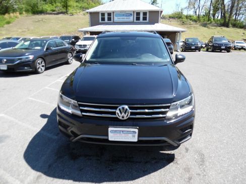 Used 2018 Volkswagen Tiguan S image 8