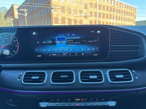 Used 2022 Mercedes-Benz GLS 450 GLS 450 image 39