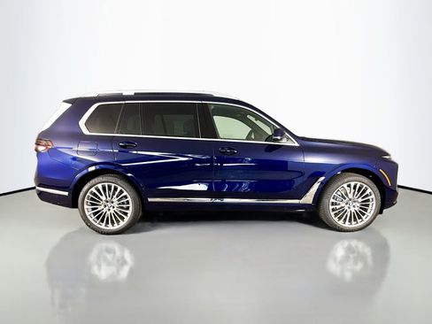 New 2026 BMW X7 xDrive40i image 8