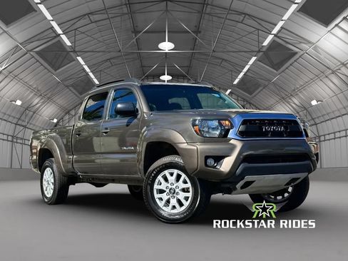 Used 2012 Toyota Tacoma 4x4 Double Cab w/ SR5 Pkg image 19