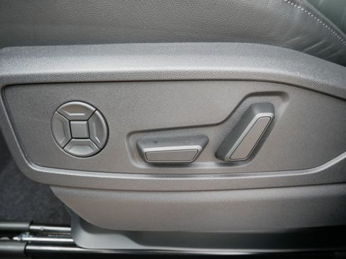 New 2025 Audi Q5 Premium Plus image 12