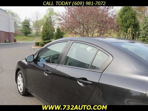 Used 2010 MAZDA MAZDA3 i Touring image 22
