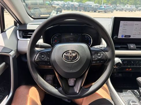 Certified 2023 Toyota RAV4 XLE w/ Convenience Package AWD/4WD image 32