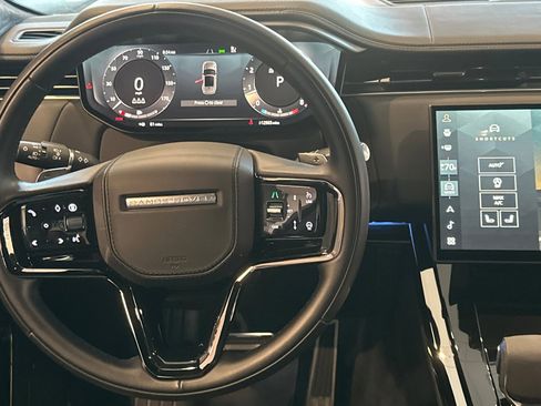 Used 2025 Land Rover Range Rover Sport Autobiography image 16