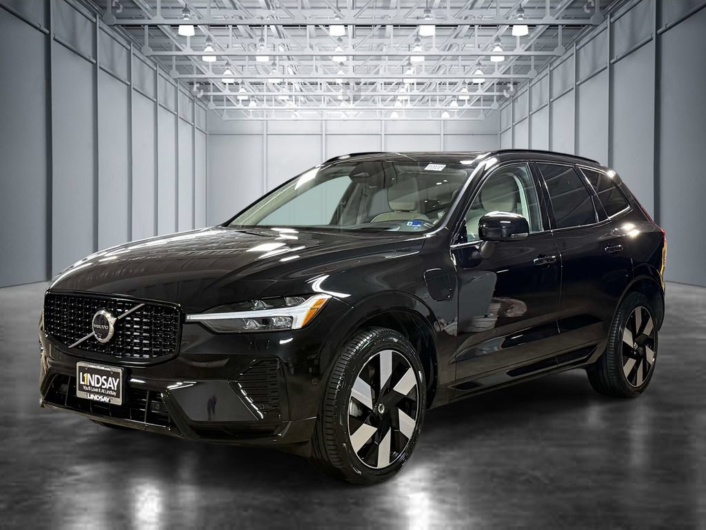 Used 2024 Volvo XC60 T8 Ultimate w/ Climate Package AWD/4WD image 1