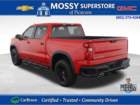Used 2024 Chevrolet Silverado 1500 Custom Trail Boss AWD/4WD image 3