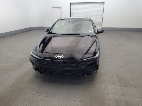 Used 2024 Hyundai Elantra SEL w/ Convenience Package FWD image 15