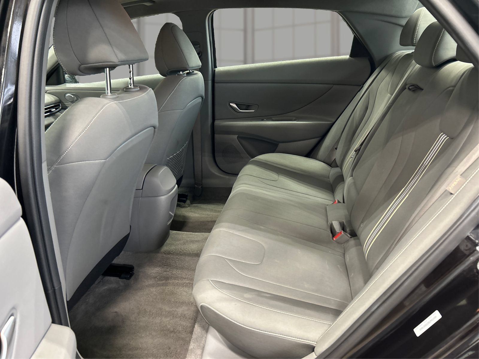 Used 2025 Hyundai Elantra SEL FWD image 10