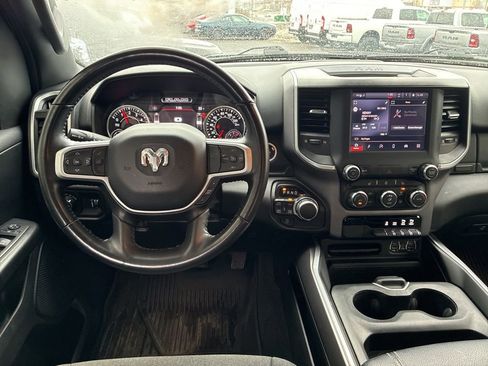 Used 2022 RAM 1500 Big Horn AWD/4WD image 4