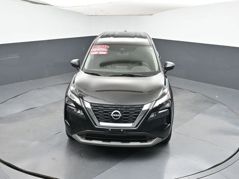 Used 2023 Nissan Rogue S image 39