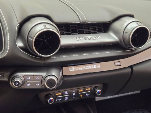 Used 2022 Ferrari 812 GTS image 34