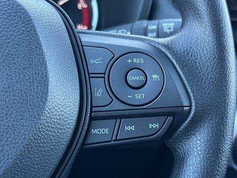 New 2025 Toyota RAV4 XLE image 29