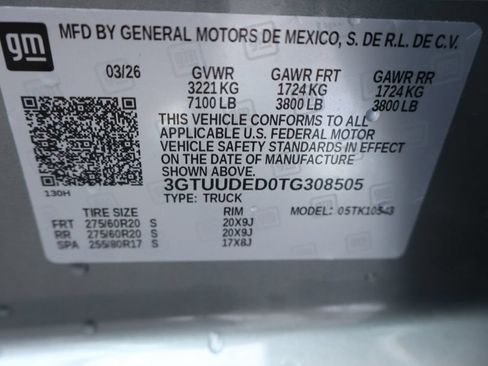 Used 2026 GMC Sierra 1500 SLT w/ SLT Convenience Package AWD/4WD image 36