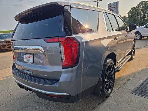 Used 2021 GMC Yukon SLT w/ SLT Premium Package AWD/4WD image 12