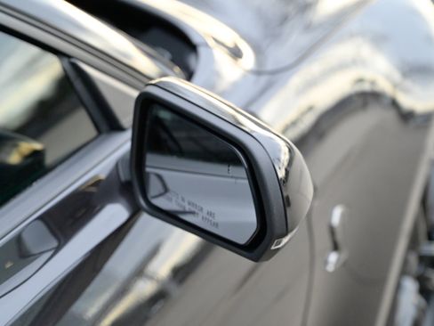 Used 2022 Ford Mustang Shelby GT500 w/ Technology Package image 13