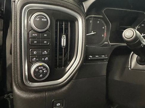 Used 2020 GMC Sierra 2500 SLT w/ SLT Premium Plus Package AWD/4WD image 13