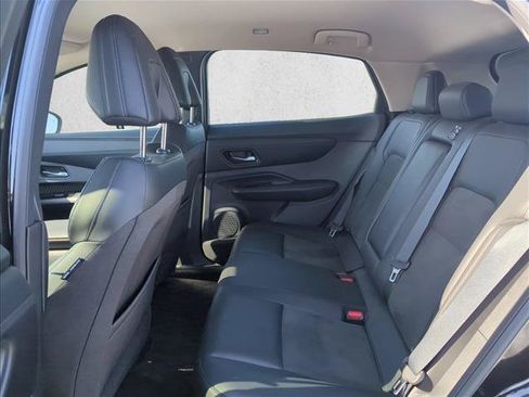 Used 2023 Nissan Ariya FWD image 16