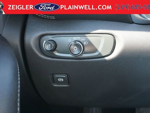 Used 2024 Chevrolet Blazer LT w/ Convenience Package FWD image 29