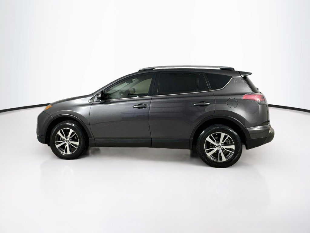 Used 2017 Toyota RAV4 XLE w/ Plus Special Value Package AWD/4WD image 4