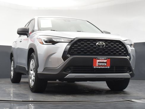 Used 2022 Toyota Corolla Cross L AWD/4WD image 28