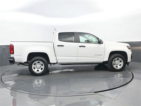 Used 2022 Chevrolet Colorado W/T image 2