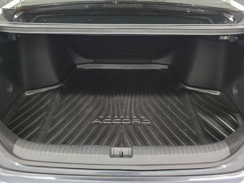 Used 2025 Honda Accord LX image 9