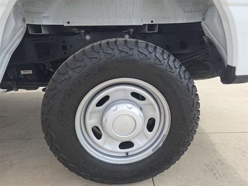 Used 2024 Ford F250 XL image 32