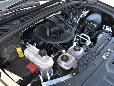 Used 2023 Jeep Grand Cherokee 30th Anniversary AWD/4WD image 60